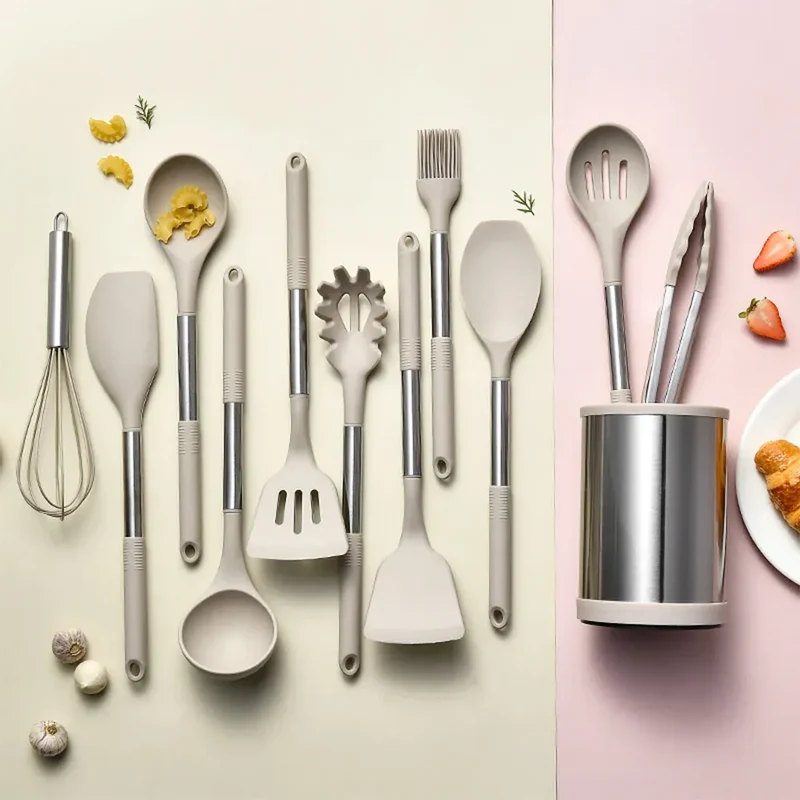 Set d'ustensiles de cuisine en silicone avec poignées en acier inoxydable