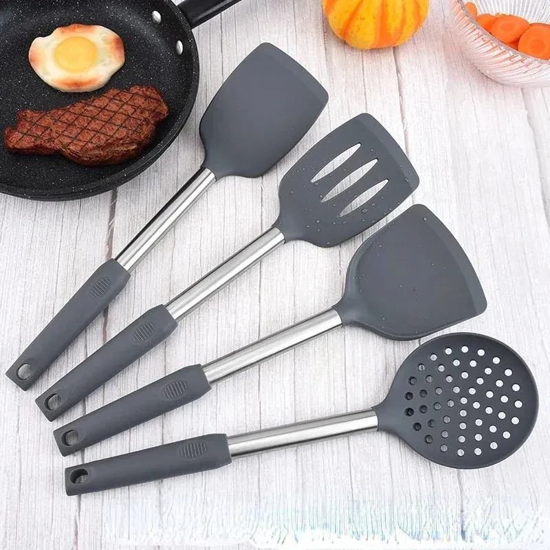 Ensemble de 12 Ustensiles de Cuisine à Base Rotative 360° — Silicone et Acier Inoxydable