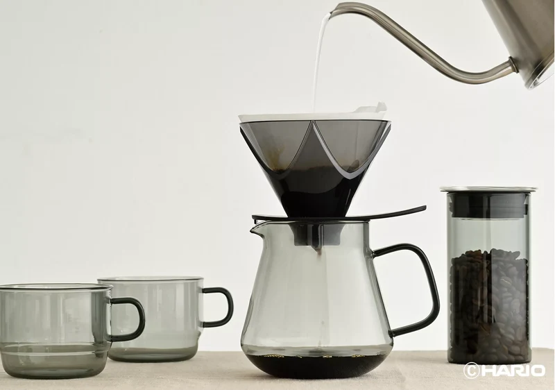 Carafe Colors HARIO 600ml