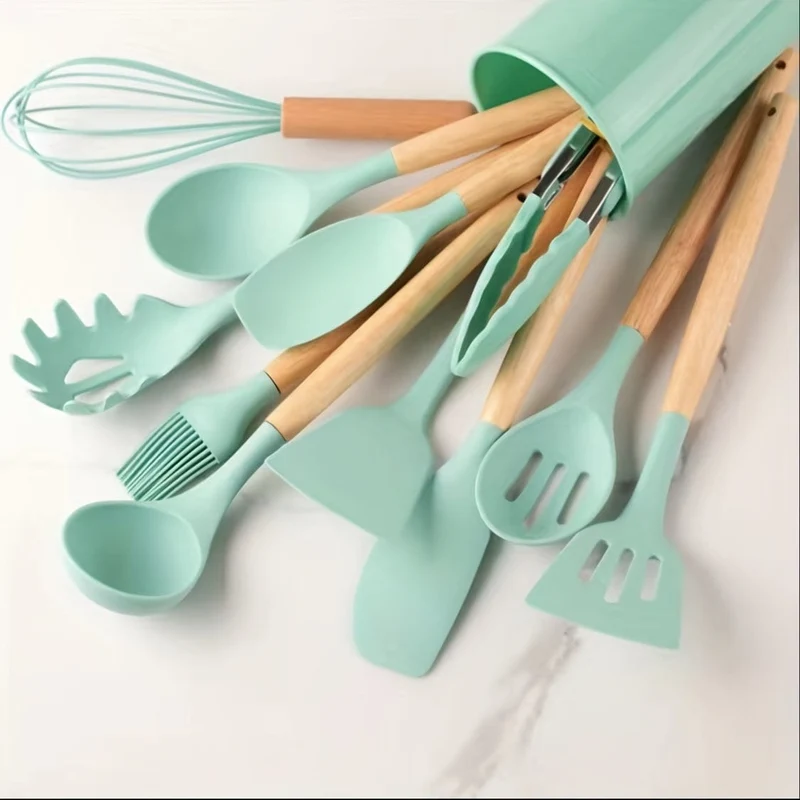 Ensemble d'Ustensiles de Cuisine en Silicone Beige avec Manche en Bois - Lot de 12, Ustensiles de Cuisine Sûrs, Anti-adhésifs, Lavables - Accessoires de Cuisine, Gadgets de Cuisine