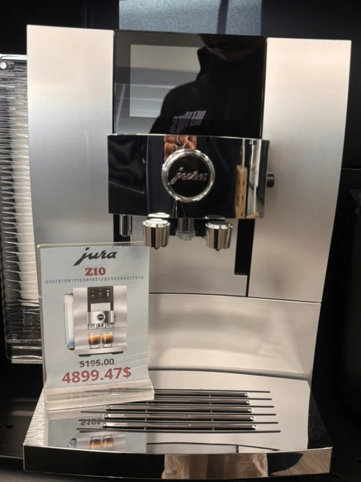 Jura Z10 — Machine à espresso automatique, Cold Brew intégré, P.R.G., écran tactile couleur 4,3 po (boîte ouverte)