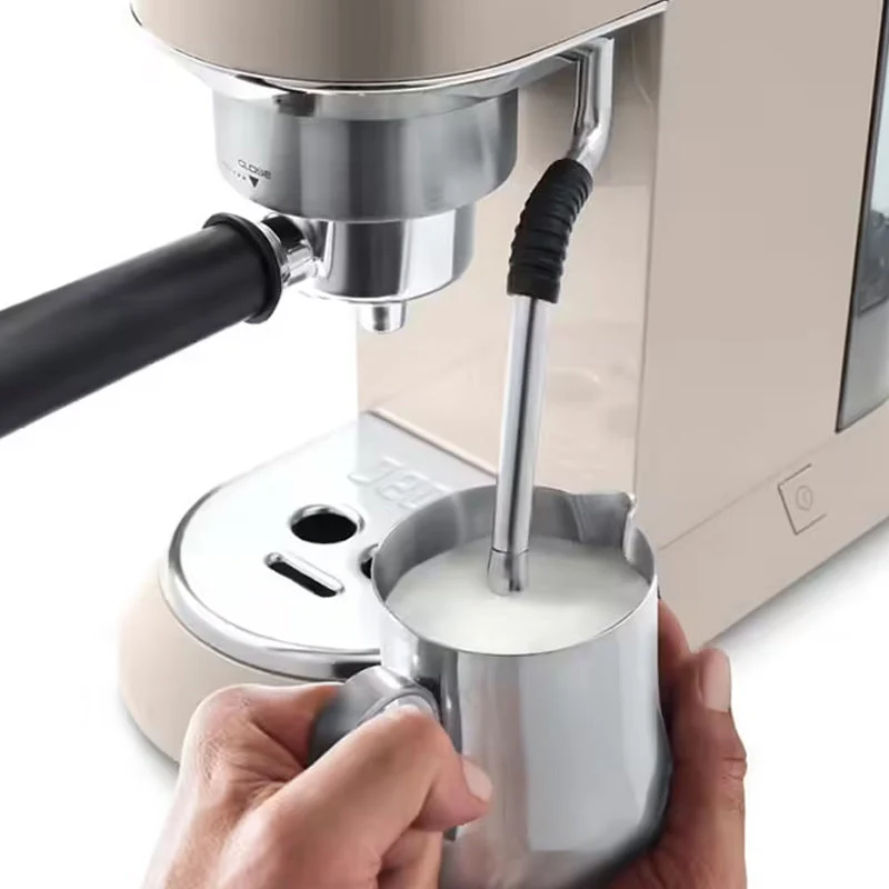 Expresso Dedica EC 885.BG Pack Barista | DELONGHI