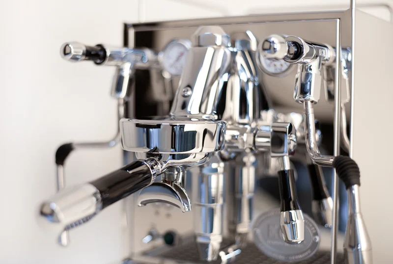 ECM Mechanika Max — Machine à espresso manuelle, échangeur de chaleur, pompe rotative, PID Flush Advisor, branchement à l'eau