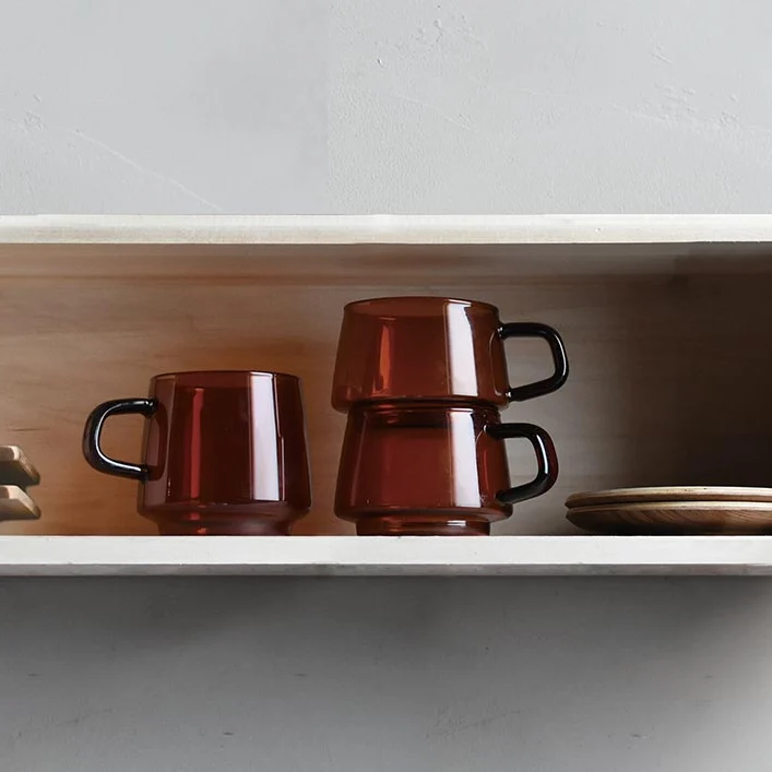 KINTO SEPIA : tasse et mug en verre ambré, 270 ml et 340 ml