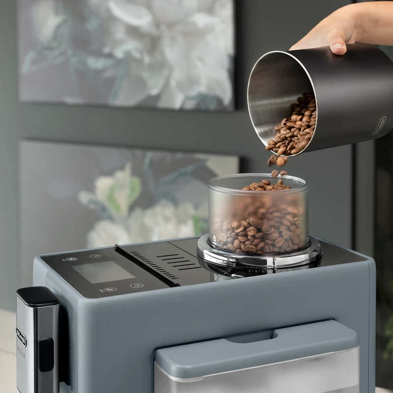 DeLonghi Rivelia – Machine à espresso automatique avec double trémie Bean Switch (250 g x2)