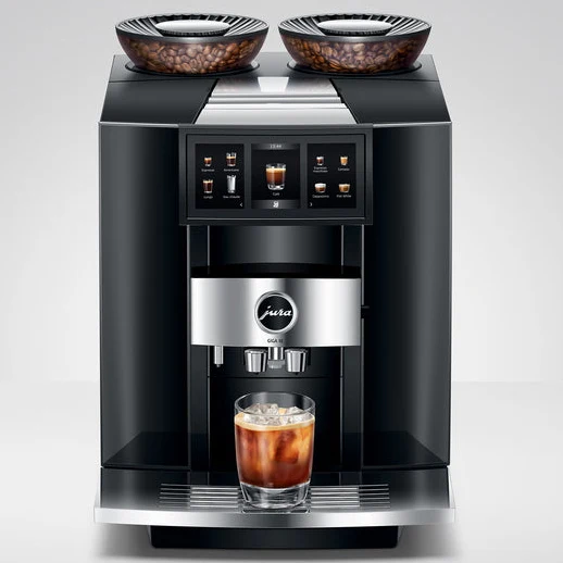Jura GIGA 10 : machine à café automatique haut de gamme, double broyeur céramique, Cold Extraction Process