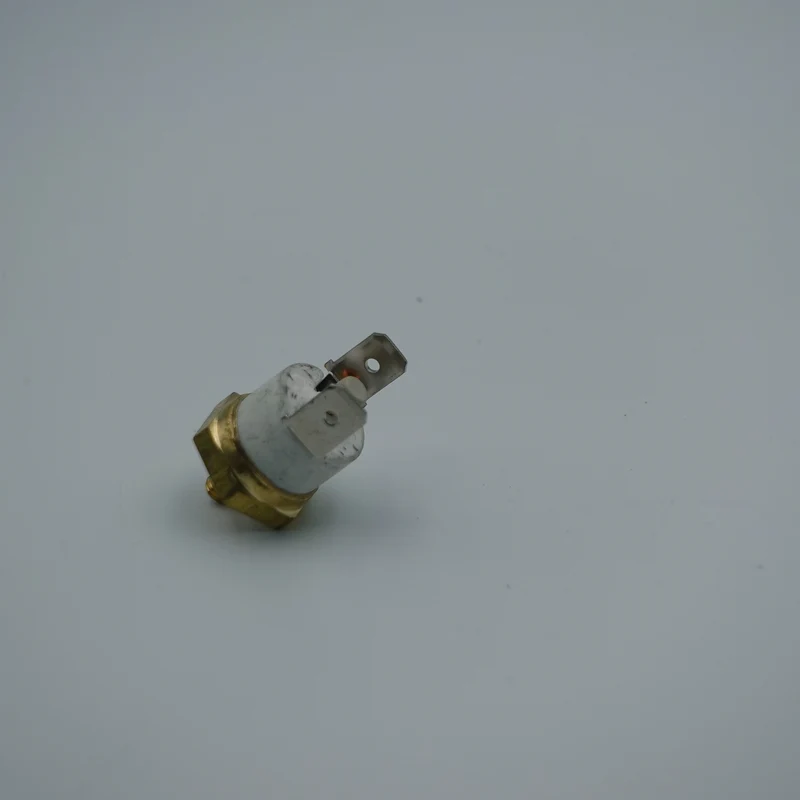 Thermostat de sécurité 135C
