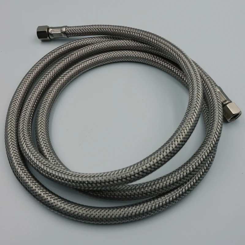Boyau de connexion à l'eau 1/8Fc x 1/8Fc