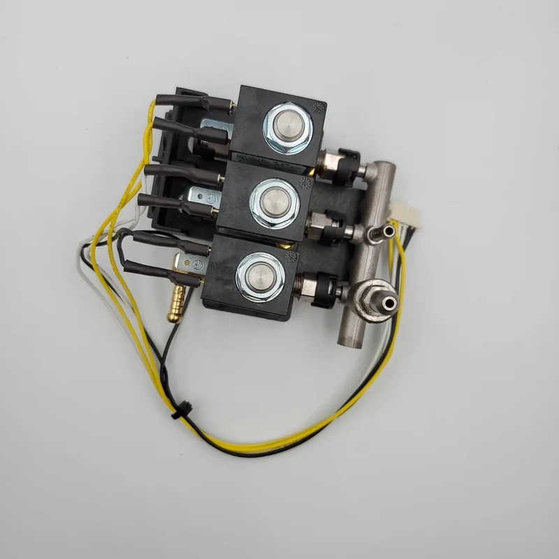 Assemblée d'électrovalves en TEA/Laiton V3 24VDC