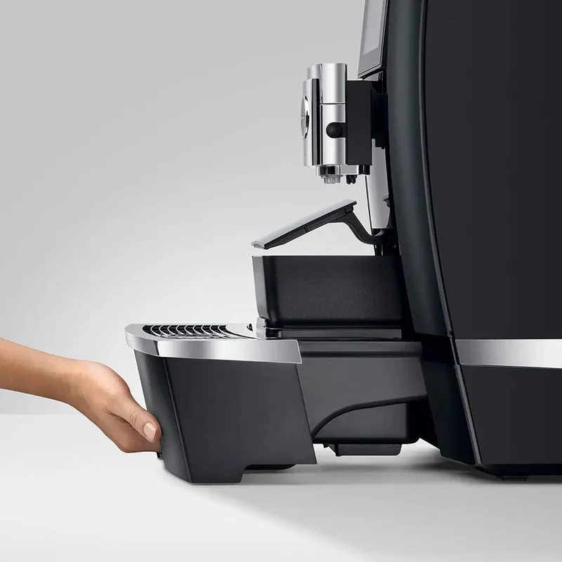 Jura GIGA X8 : machine à café automatique professionnelle, double broyeur céramique, double écoulement