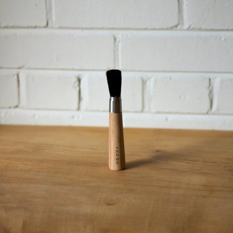 KUGO - Brosse en bois pour porte-filtre