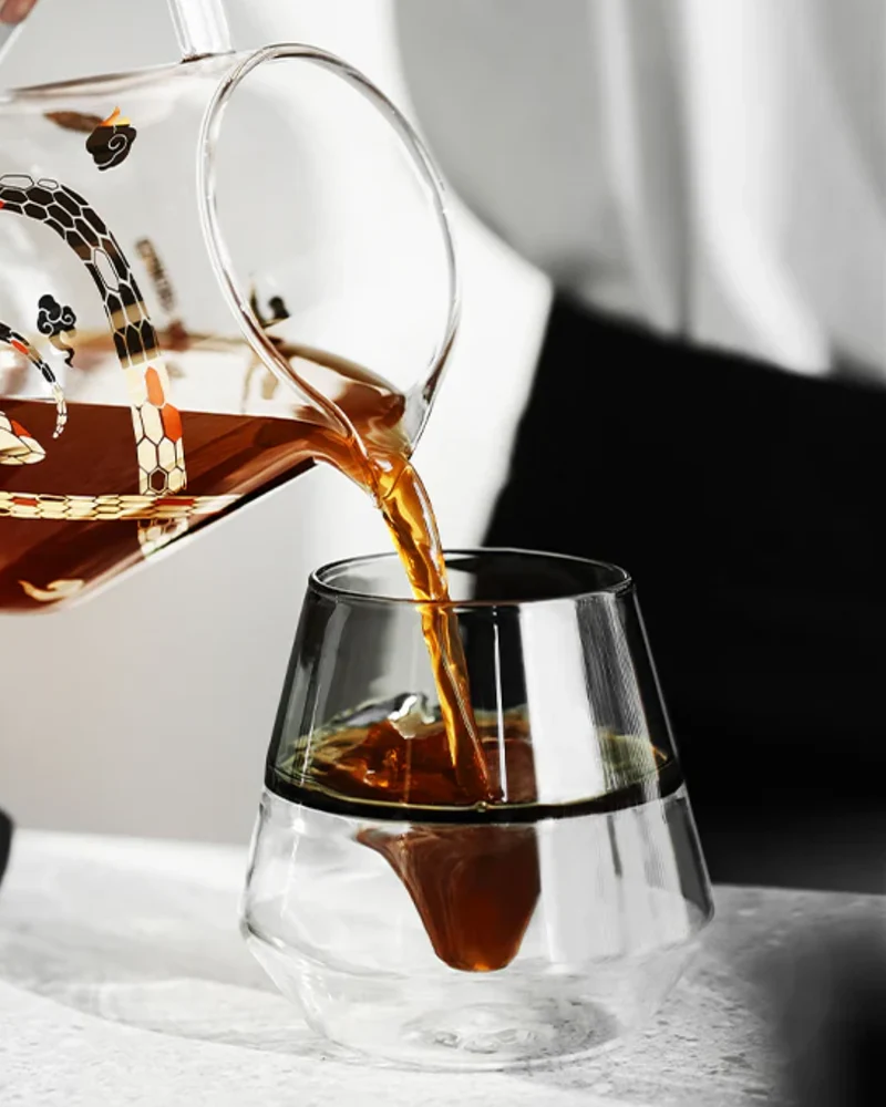 DW Series Glass Cup by MHW-3BOMBER