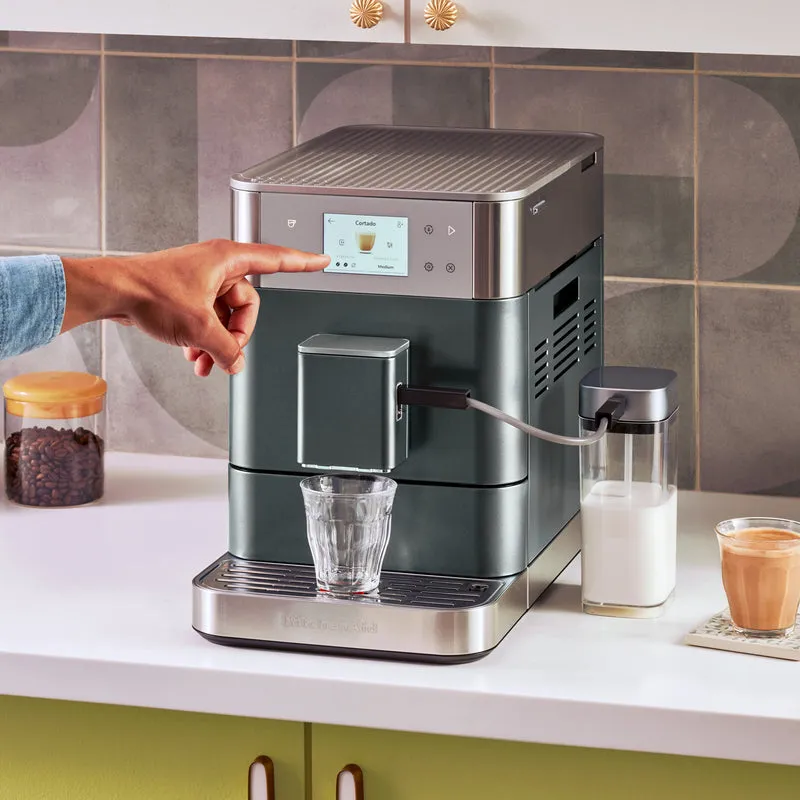 KitchenAid KF7 : machine à espresso super-automatique, moulin intégré, plus de 20 boissons