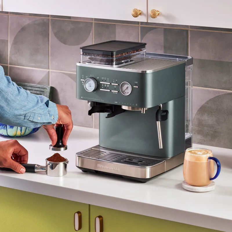 KitchenAid KES6551 — Machine à espresso semi-automatique avec moulin intégré, porte-filtre 58 mm, acier inoxydable