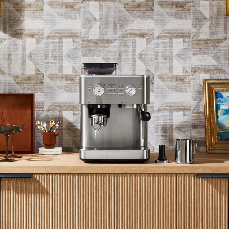 KitchenAid KES6551 — Machine à espresso semi-automatique avec moulin intégré, porte-filtre 58 mm, acier inoxydable