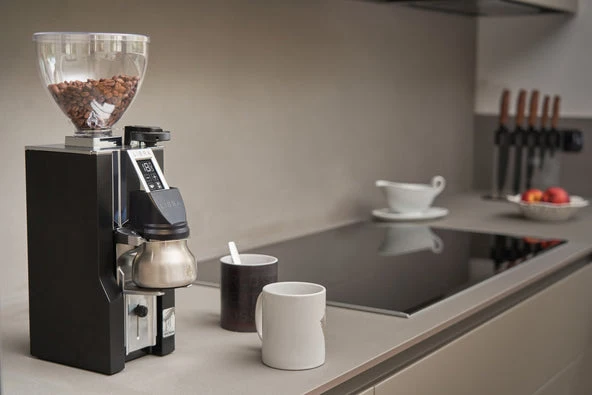 Eureka - Moulin à espresso tout usage Mignon LIBRA 65 AP