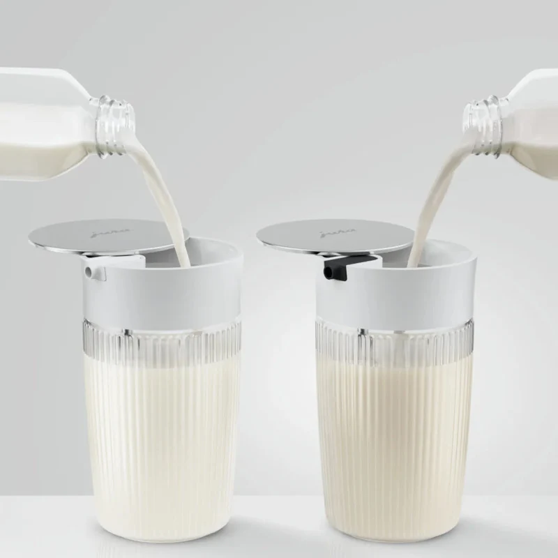 Jura Carafe à lait en verre 0,5 L : couvercle pivotant en acier inoxydable, adaptateurs silicone inclus