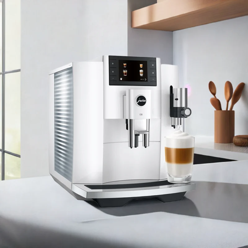 Jura E8 : machine à espresso super-automatique, moulin conique P.A.G.2, réservoir 1,9 L | Carte-cadeau de 150 $ incluse