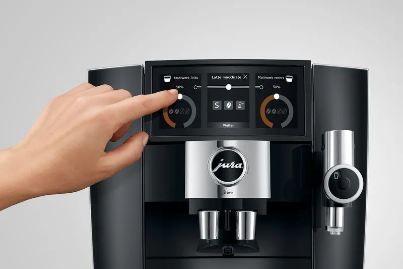 Jura J8 Twin : machine à café automatique à double broyeur, écran tactile Panorama, 31 spécialités
