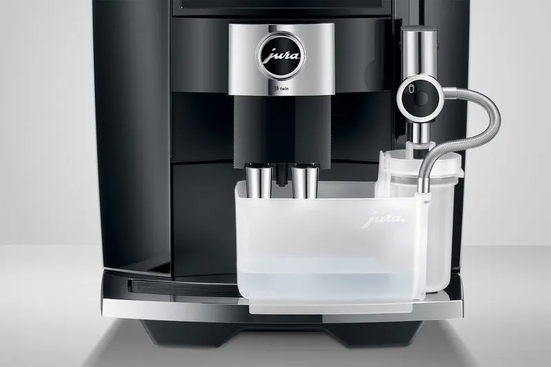 Jura J8 Twin : machine à café automatique à double broyeur, écran tactile Panorama, 31 spécialités