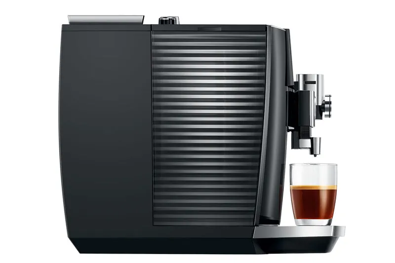 Jura J8 Twin : machine à café automatique à double broyeur, écran tactile Panorama, 31 spécialités