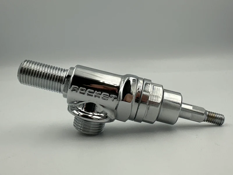 Robinet chromé assemblé