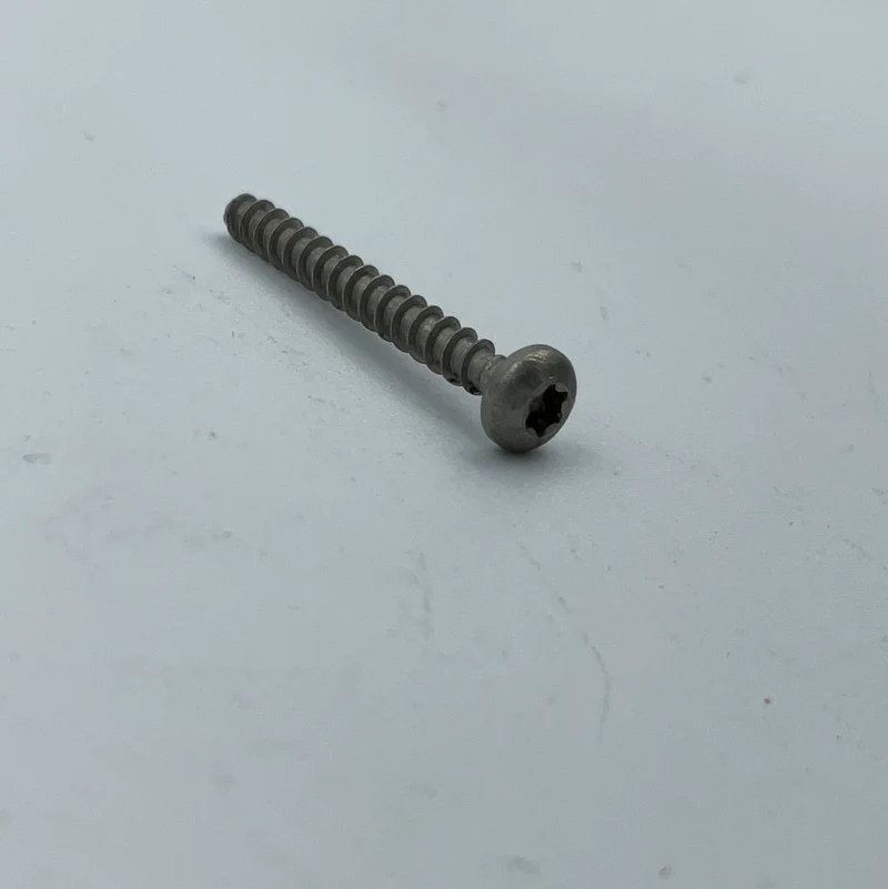 Vis TCB Torx 10 3X25 SS pour plastique