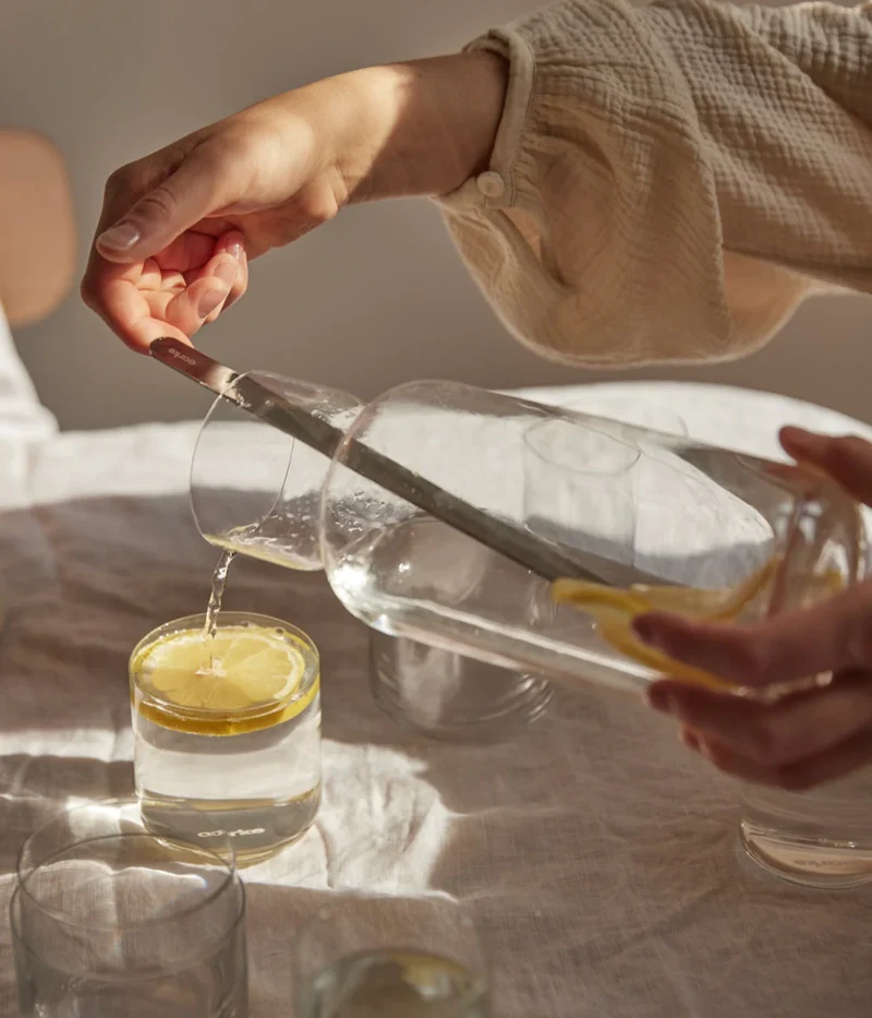 Aarke - Nesting Carafe et cuillère à mélanger
