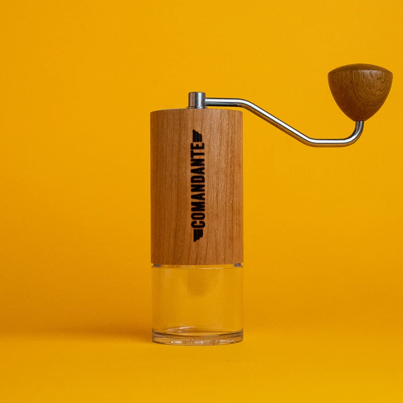 COMANDANTE - C40 MK4 + 1 sachets de cafés grands crus* !