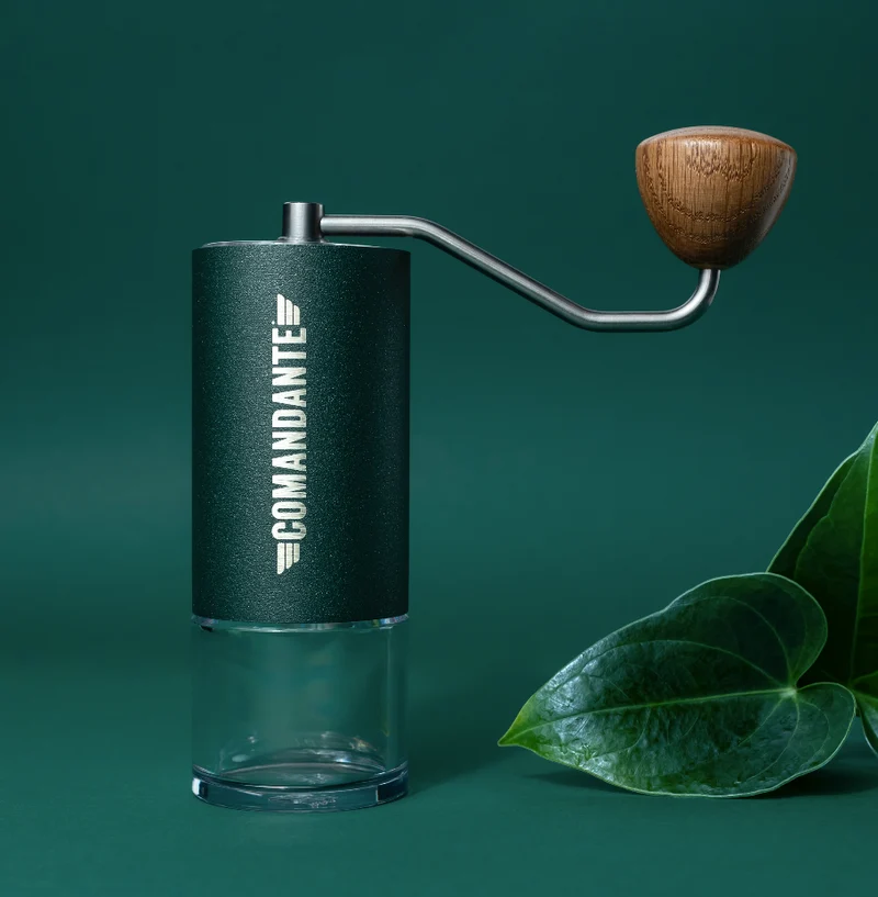 COMANDANTE - C40 MK4 + 1 sachets de cafés grands crus* !