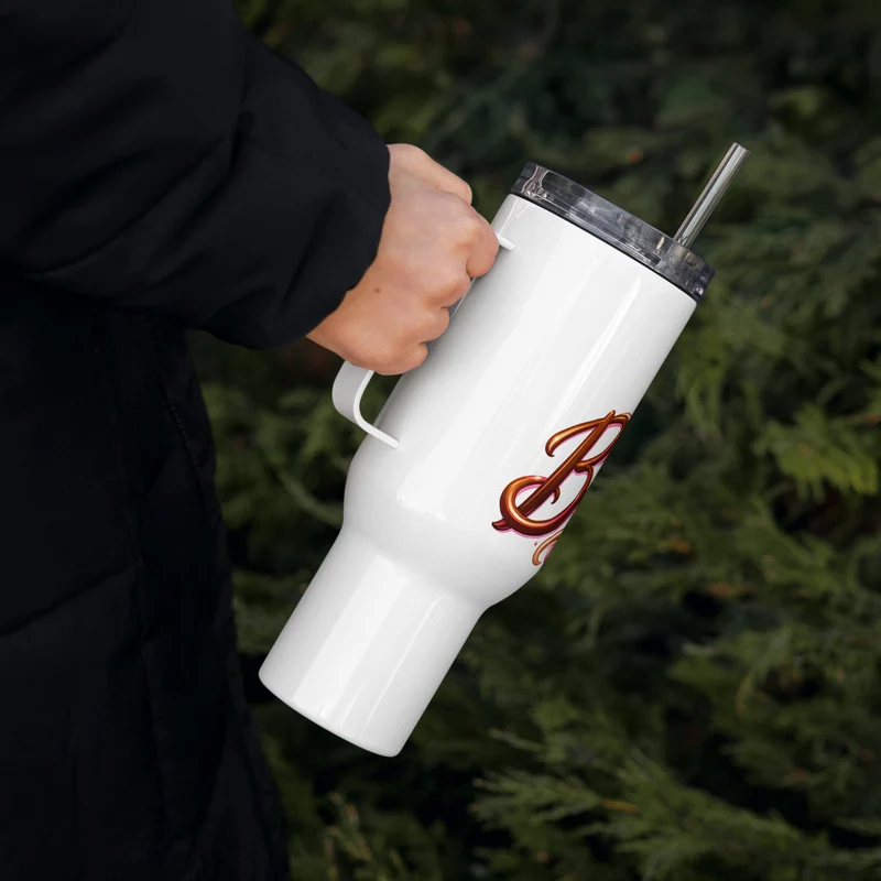 Travel mug with a handle