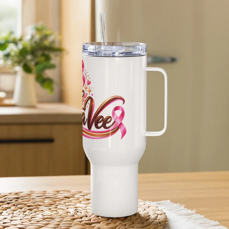 Travel mug with a handle
