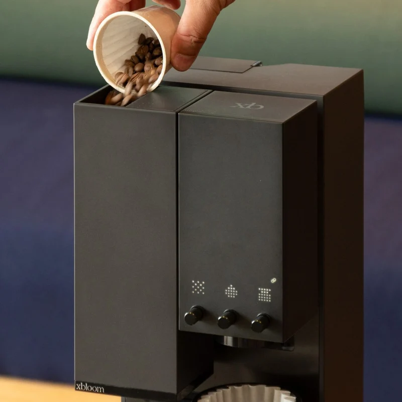 xBloom Studio – Machine à café filtre tout-en-un avec moulin intégré