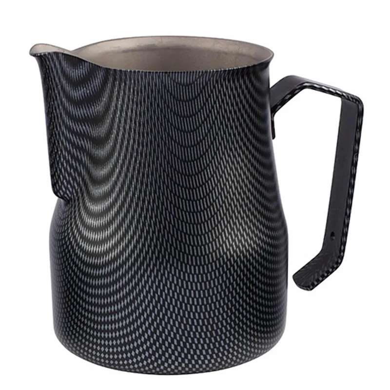Pichet à mousse en acier inoxydable Metallurgica Motta, aspect carbone